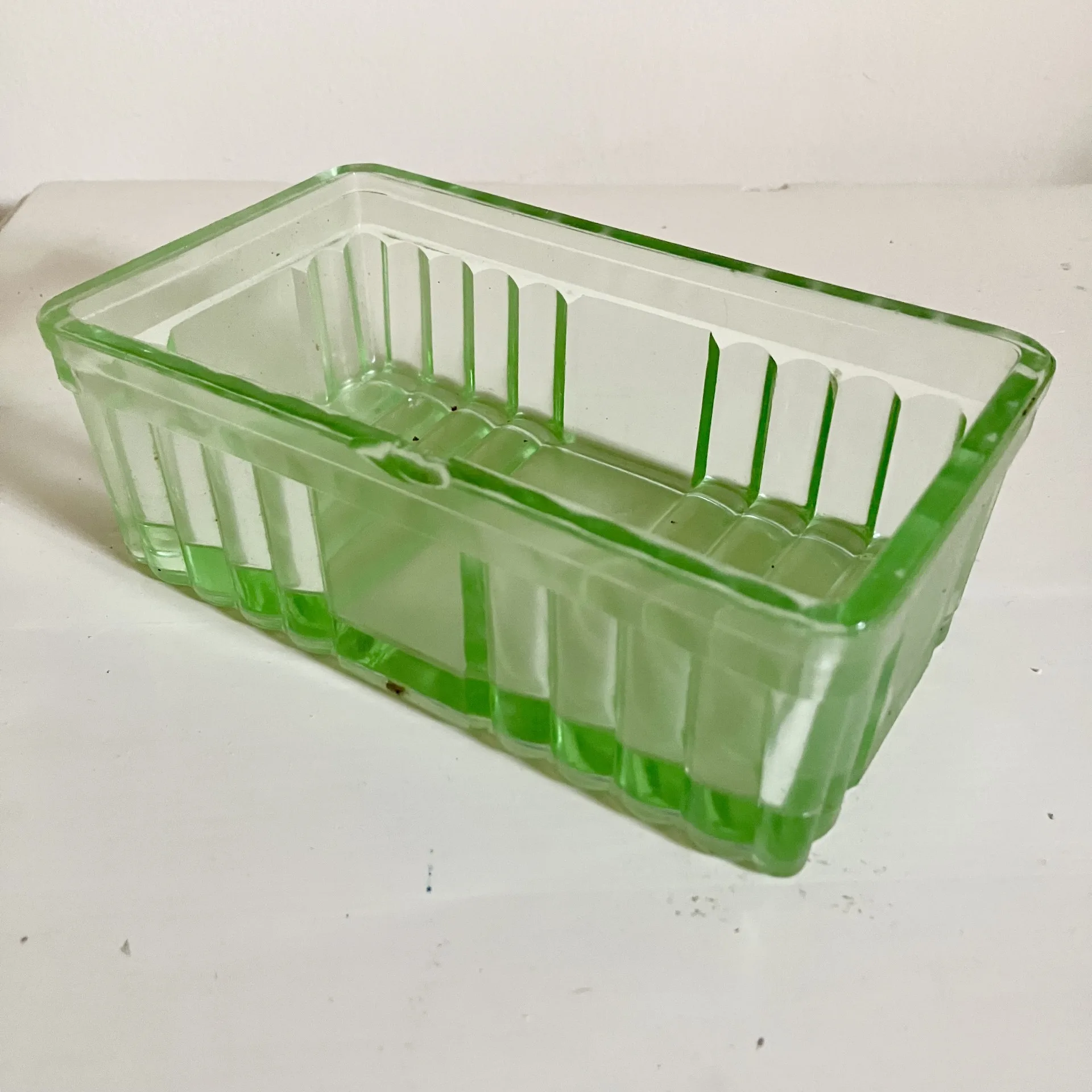 Genuine 1930s Uranium Glass Butter Dish – Vintage Green Depression Glass - Image 4