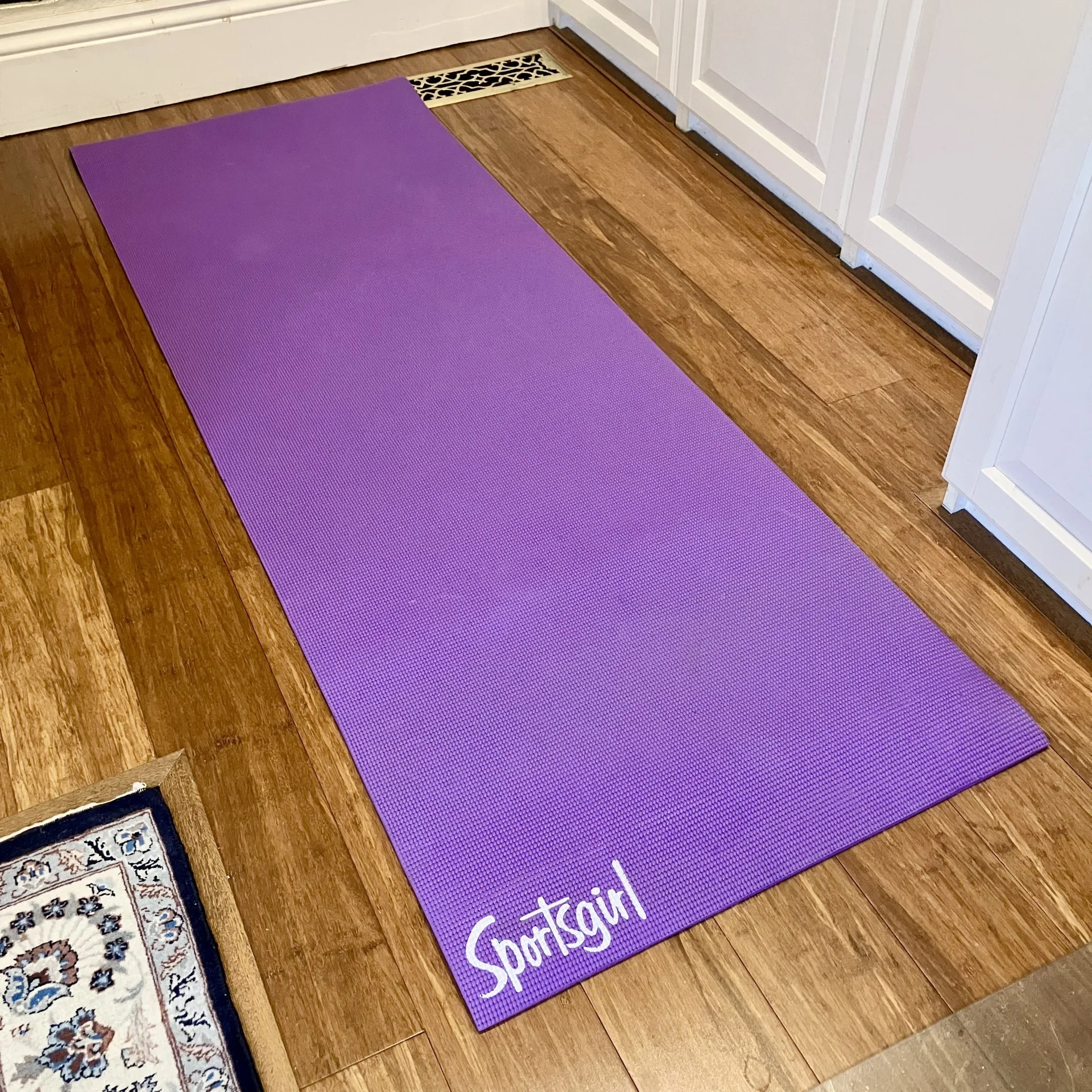Gently-used Sportsgirl 6mm Yoga & Pilates Exercise Mat