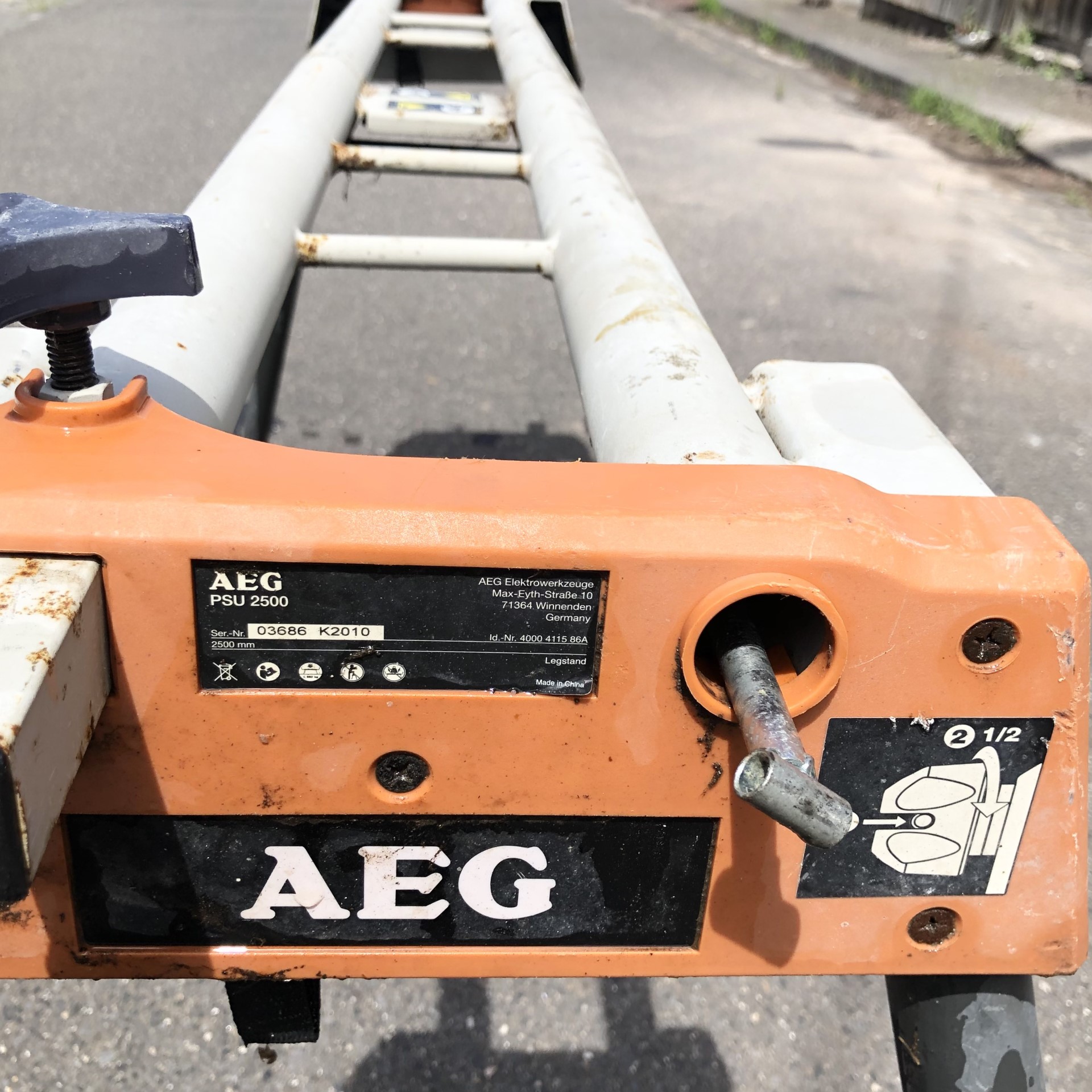 secondhand AEG Universal Mitre Saw Stand - Image 2